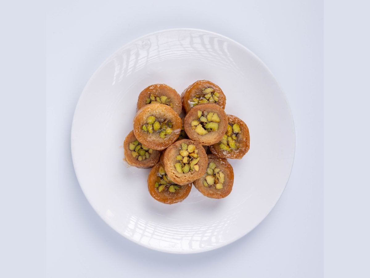 Mabrouma with Pistachio